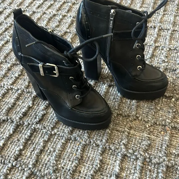 Circus By Sam Edelman Black Ankle Boots with Chunky Heel Size 7