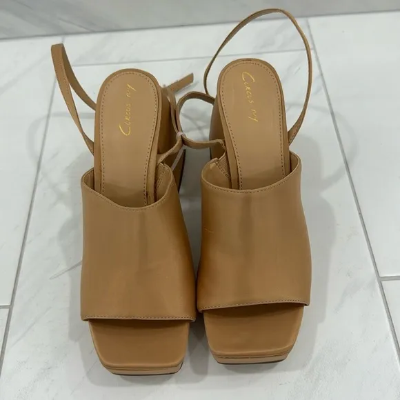 Circus by Sam Edelman Rosa Beige Miranda Platform Ankle Strap Sandal - Size 7.5