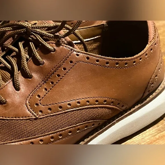 Clarks Mens Brantin Wing Brown Leather Casual Oxford Sneaker Shoes Sz 10 M