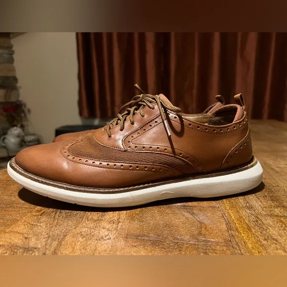 Clarks Mens Brantin Wing Brown Leather Casual Oxford Sneaker Shoes Sz 10 M