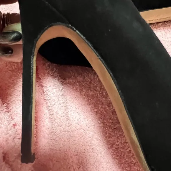 Classic sexy - Manolo Blahnik Stiletto BB 105 suede Heel Pumps VGUC 39 black
