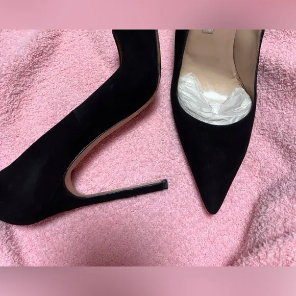 Classic sexy - Manolo Blahnik Stiletto BB 105 suede Heel Pumps VGUC 39 black