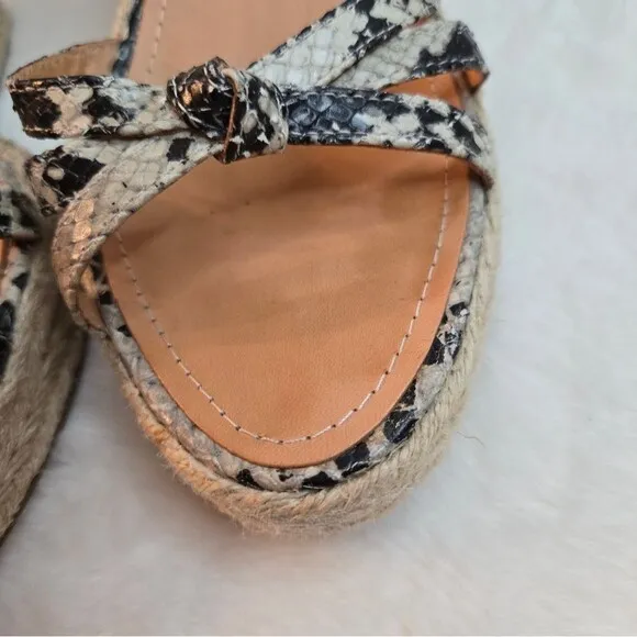 COACH &quot;Helen&quot; Printed Python Espadrilles Wedge Preowned Condition Size: 8B