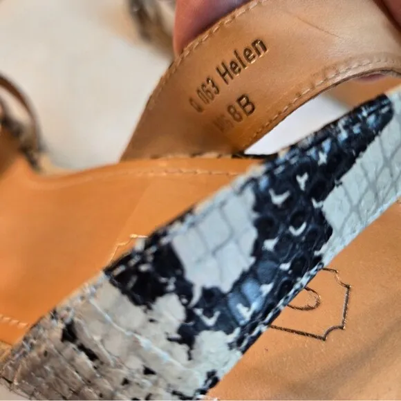 COACH &quot;Helen&quot; Printed Python Espadrilles Wedge Preowned Condition Size: 8B