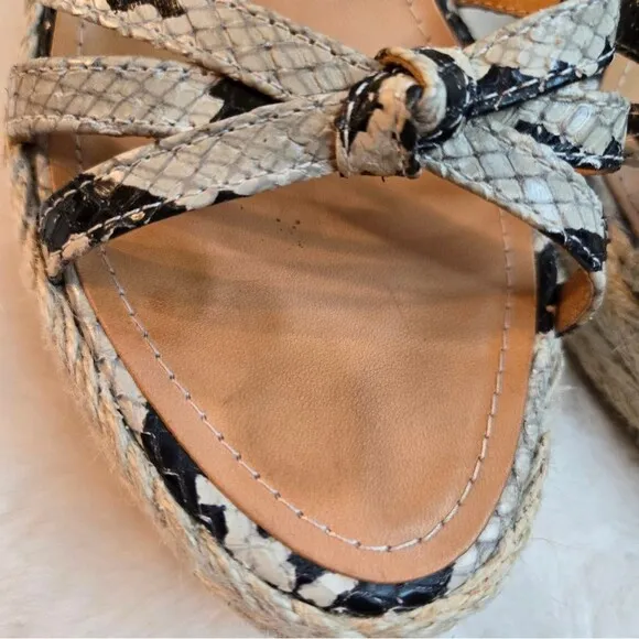 COACH &quot;Helen&quot; Printed Python Espadrilles Wedge Preowned Condition Size: 8B