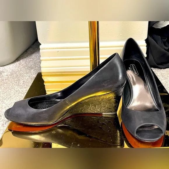 COACH Kellen 'C' Black Leather Embossed Signature Wedge Peep-Toe Pump - 8B