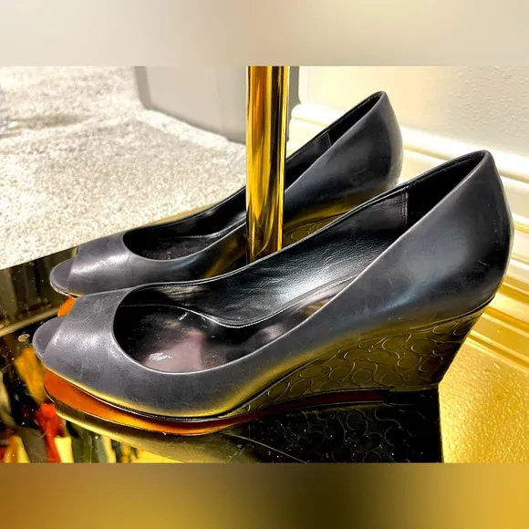 COACH Kellen 'C' Black Leather Embossed Signature Wedge Peep-Toe Pump - 8B