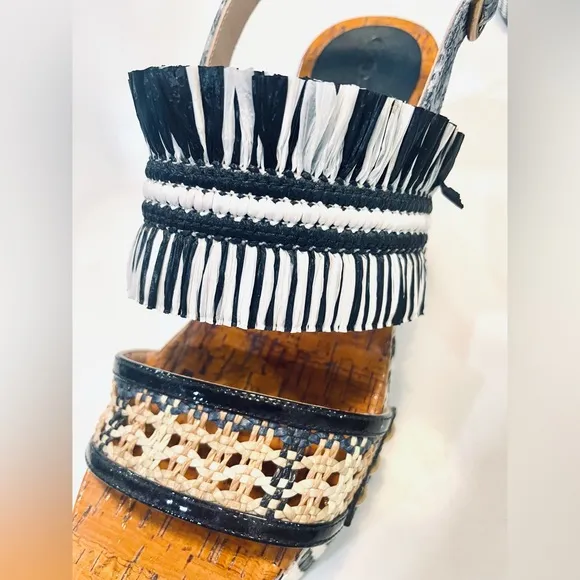 Coach Neta block heel sandals - size 6