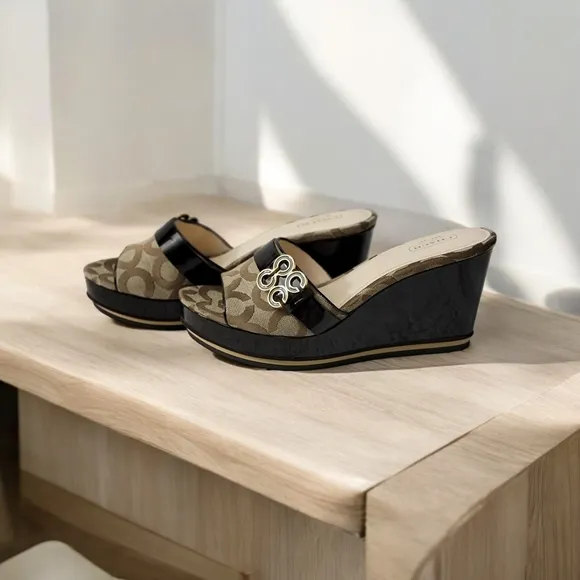 Coach woman's size 9B platform wedge with peep toe.