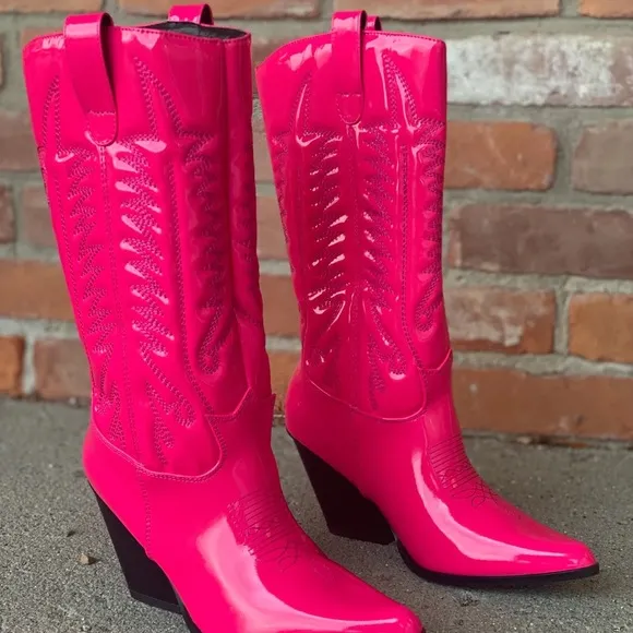 Coachella Starburst Cowgirl Boots