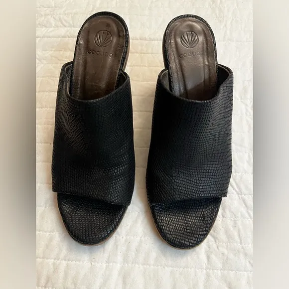 Coclico Aneme black wedge block sandal