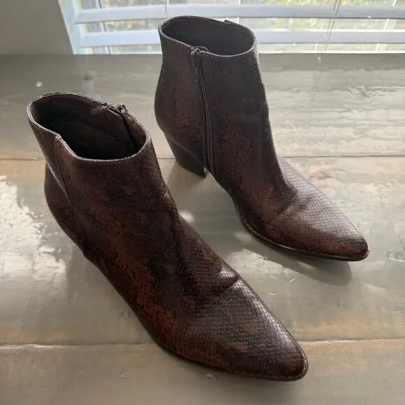 Coconuts by Matisse Chocolate Going West Boots Sz 9