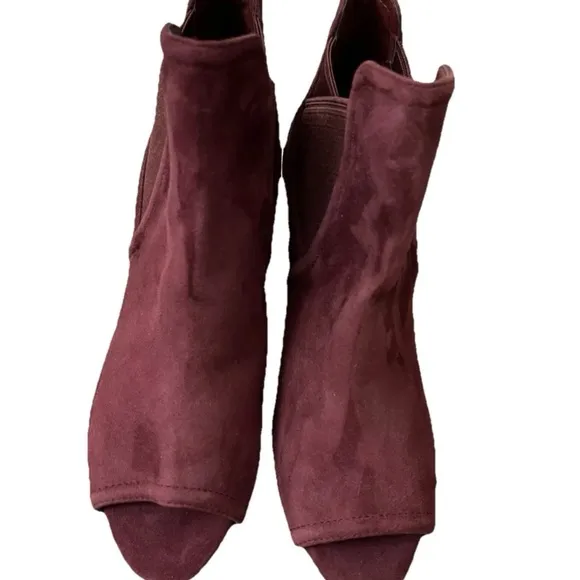 COLE HAAN JONES CORODOVAN SUEDE PEEP TOE BOOTIES US Size 6