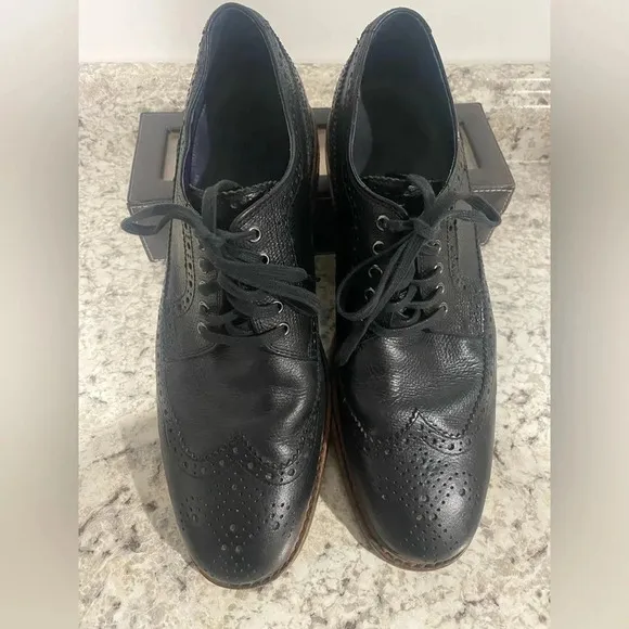 Cole Haan Men's  Wingtip Oxford Black C11692 dress shoes size 10M