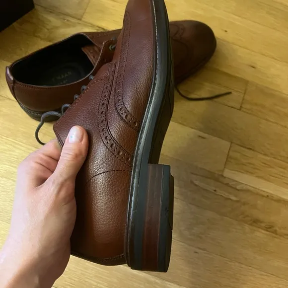 Cole Haan Men's Woodbury wingtip Dress Shoes, lined with warm material.