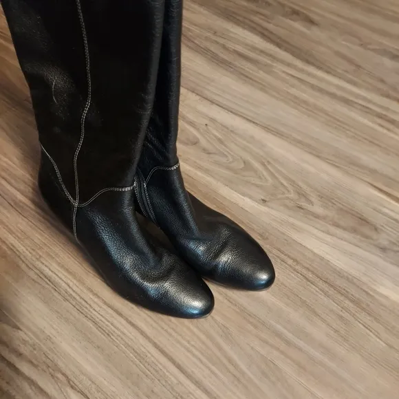 Cole haan nike air leather boots size 8