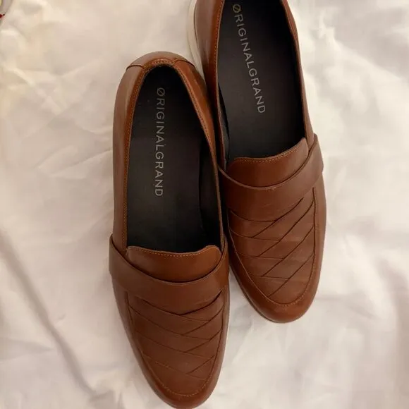 COLE HAAN Original Grand Leather Woven Loafers Womens Sz 9