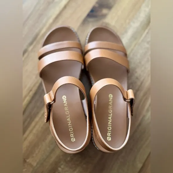 Cole Haan Originalgrand Peyton Platform sandals, size 7.5