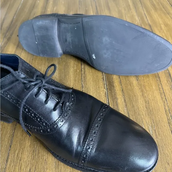 Cole Haan Wayne Cap oxfords black dress shoes
