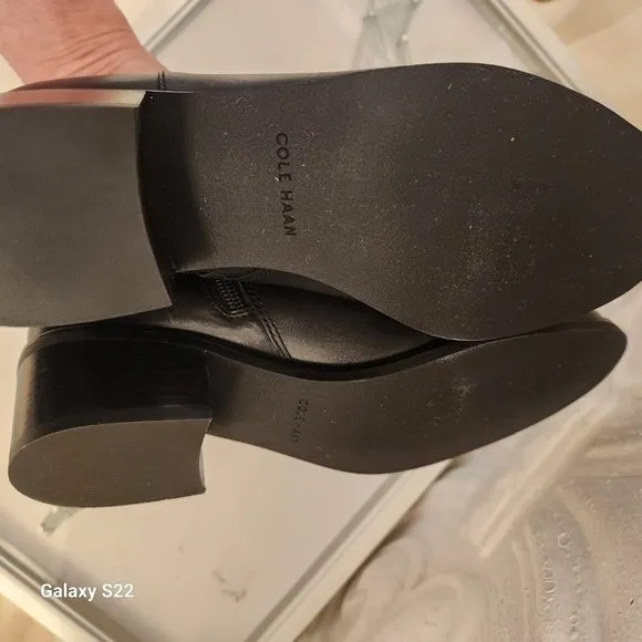 Cole Haan Women’s Haidyn Black Leather Block Heel Ankle Booties Shoes size 6