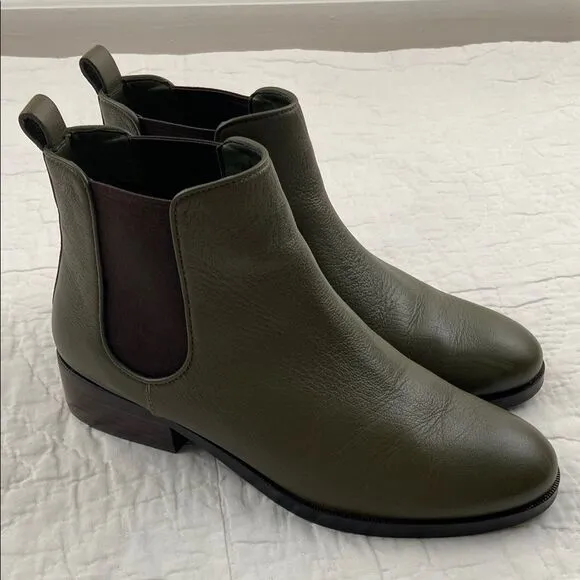 Cole Haan Green Leather Landsman Chelsea Boots size 7
