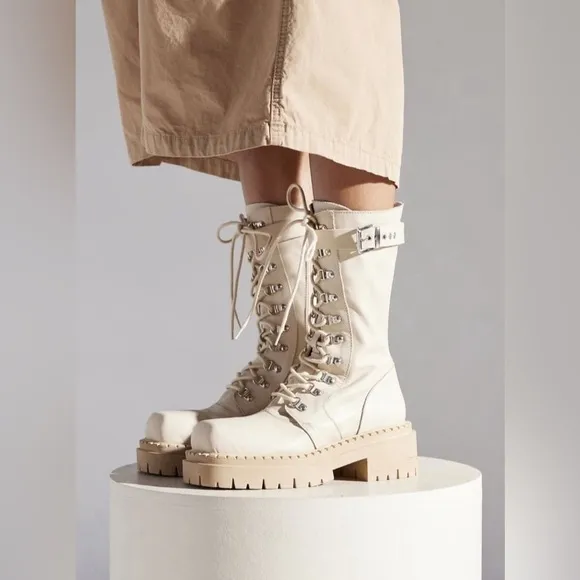 Cooperative Zafi Combat Boot in Ivory