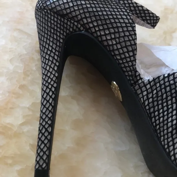 COPY - BETSEY Johnson platform heels sandals
