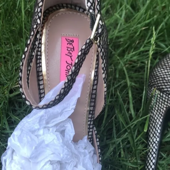 COPY - BETSEY Johnson platform heels sandals