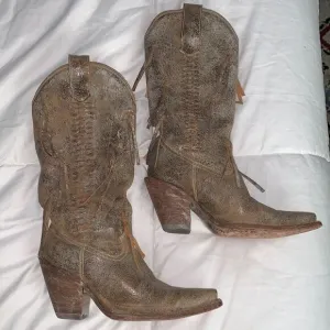 Corral Boots Distressed