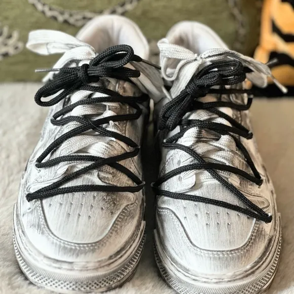Cristianzerotre Strong 300 Gray Hue Sneakers
