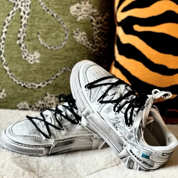Cristianzerotre Strong 300 Gray Hue Sneakers