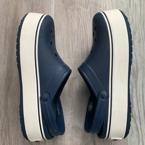 Crocs 🐊 Platform‎ Sandals
