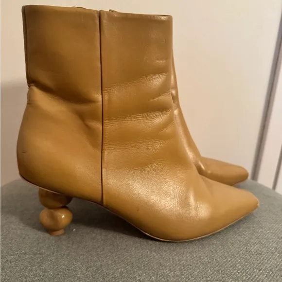 CULT GAIA Daylee Leather Sculptural-Heel Ankle Booties