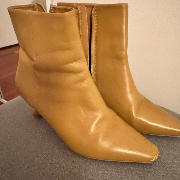 CULT GAIA Daylee Leather Sculptural-Heel Ankle Booties