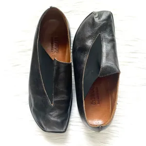 CYDWOQ Focal Shoe in Black Square Toe Asymmetrical 39