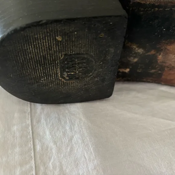 Dan Post. Size 11 western boots. These boots are in great‎ condition.
