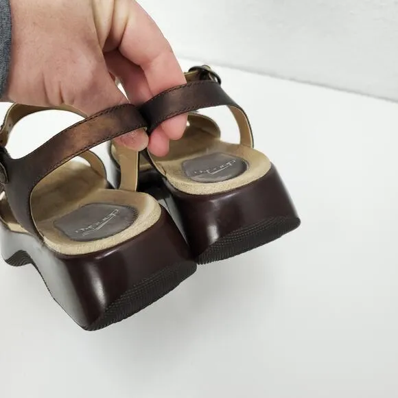 DANSKO 39 Lynnie Leather Dark Bronze Metallic Sandals