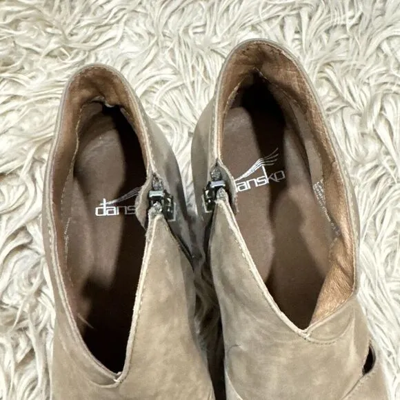 Dansko leather peep toe heeled booties size 37 (6.5-7)