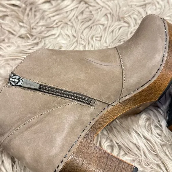 Dansko leather peep toe heeled booties size 37 (6.5-7)