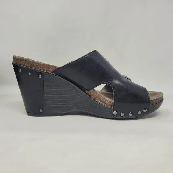 Dansko Sandals Womens EU41 US10.5 Black Leather Fern Wedge Sandals Buckles Studs