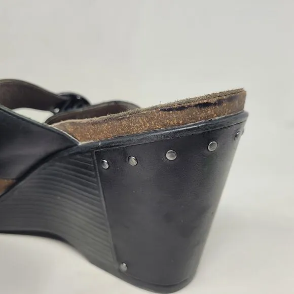 Dansko Sandals Womens EU41 US10.5 Black Leather Fern Wedge Sandals Buckles Studs