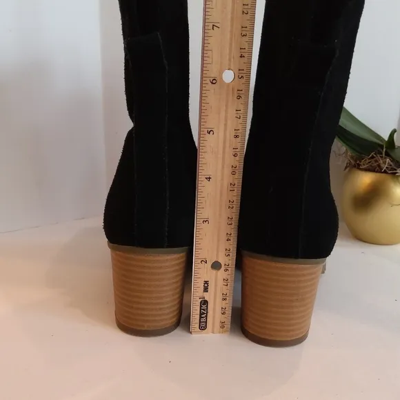 Daphne  black suede leather boots block heel
