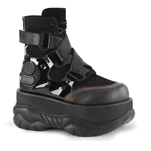 Demonia Neptune 126 boots