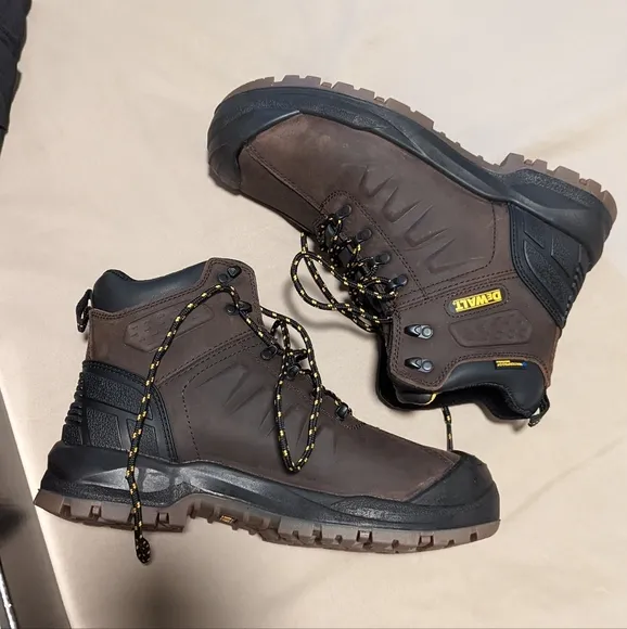 DeWalt Ashville St Boots. Size 11 M. New