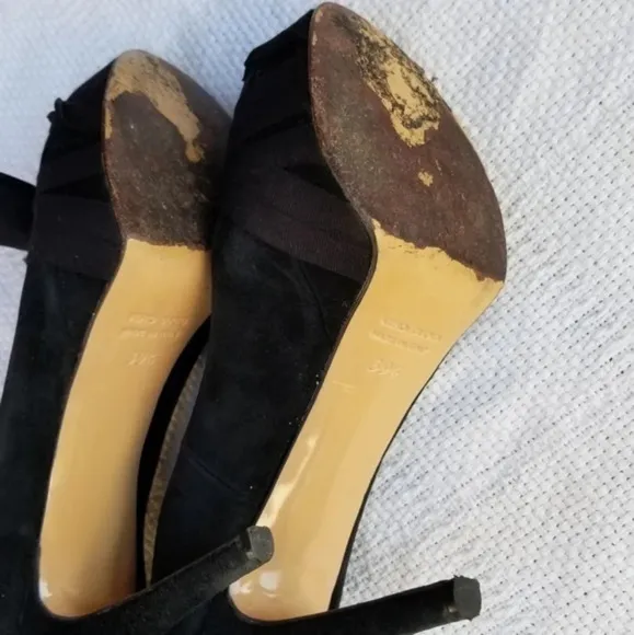 Diane B. ‎ Black stiletto heels  39.5/9