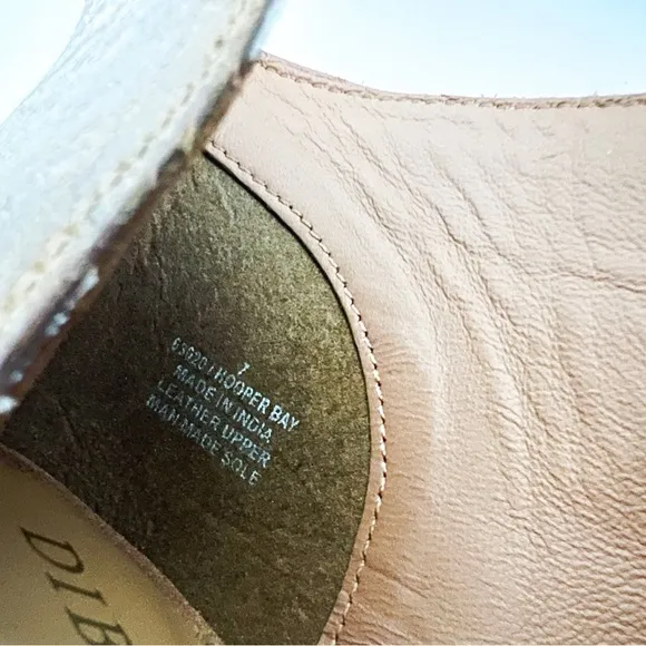 Diba True Honey Suckle Block-Heel Leather Sandals in Tan | Size 7