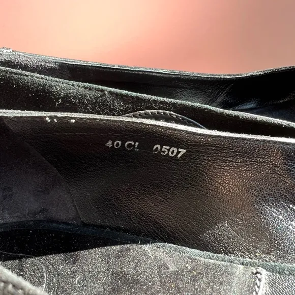 DIOR Leather Signature D Pointed Toe Ballet Flats in Black Size 40