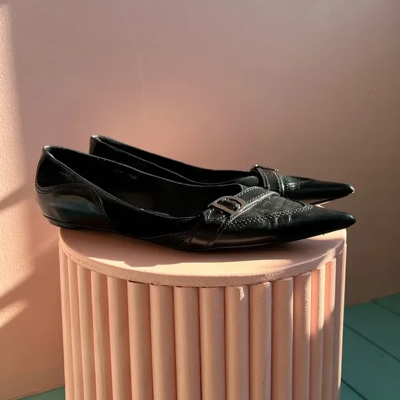 DIOR Leather Signature D Pointed Toe Ballet Flats in Black Size 40