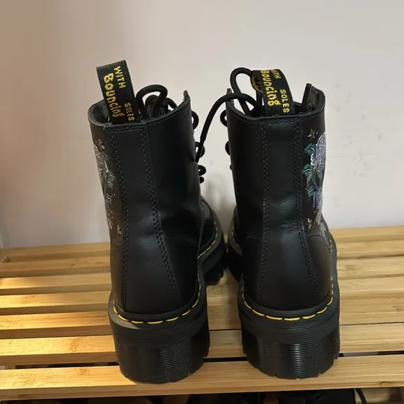 DOC MARTNES SINCLAIR MYSTIC FLORAL LEATHER PLATFORM BOOTS