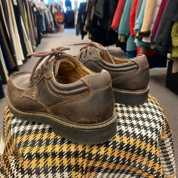 Dockers Ladies 8.5M Brown Dress Shoes